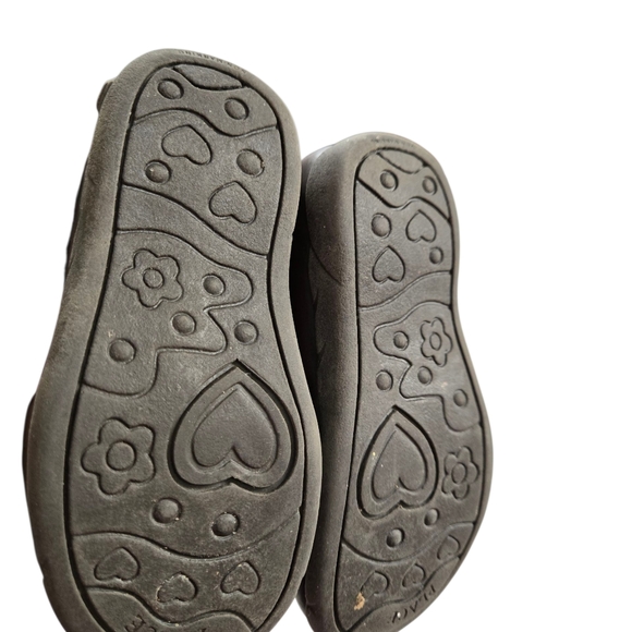 Lot Of 4 Little Girls Shoes Size 7 - Picture 10 of 13